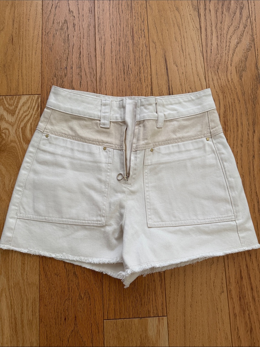 ba&sh NWT Short CDavid